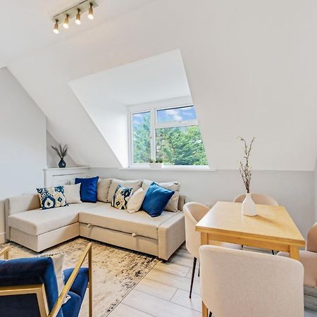 Sweet And Lovely 2Br With Free Parking Лондон Экстерьер фото