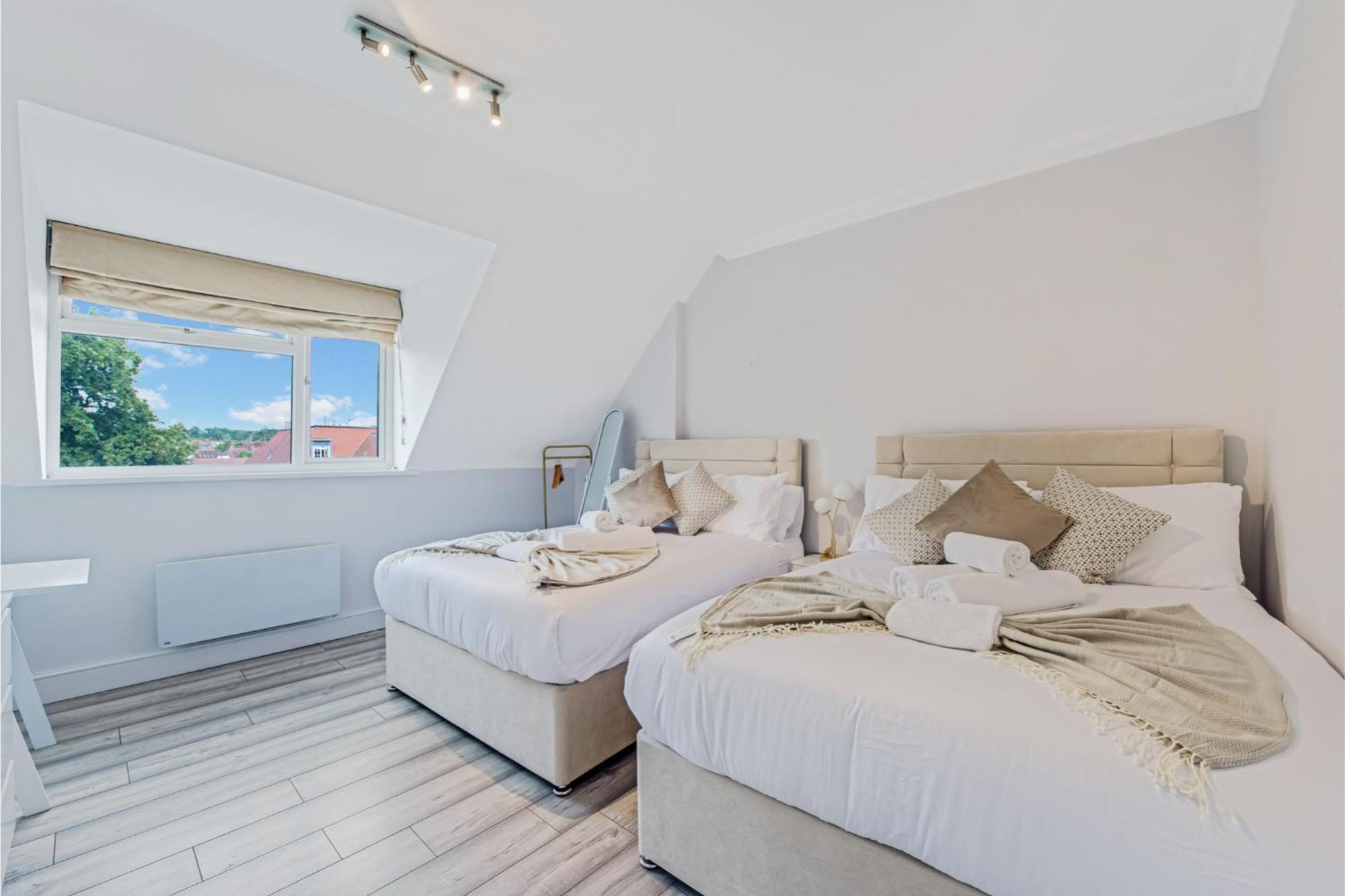 Sweet And Lovely 2Br With Free Parking Лондон Экстерьер фото